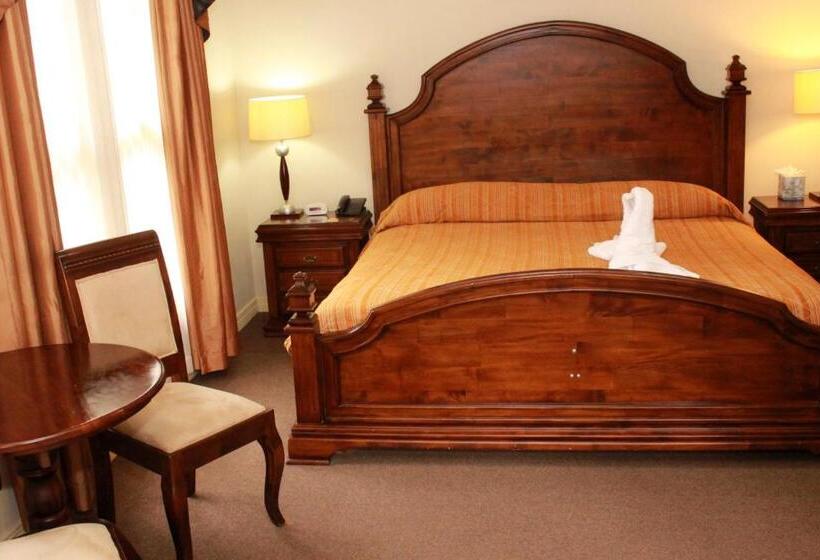 Люкс, Sportsmens Lodge