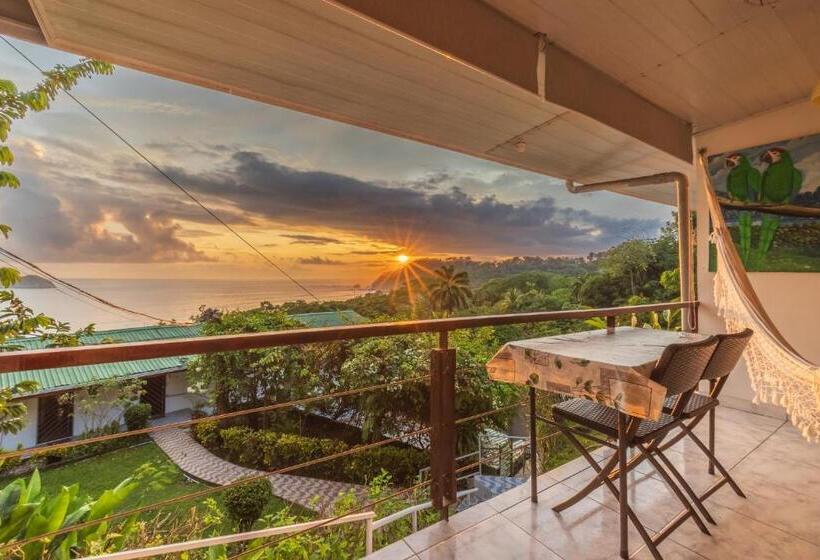 带海景的标准工作室, Villas De La Selva