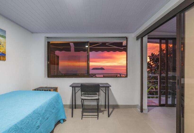 高级海景房, Villas De La Selva