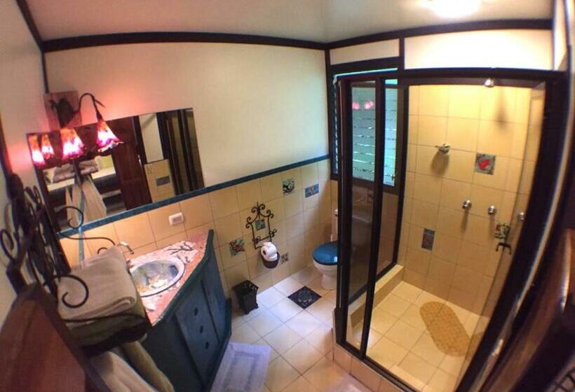 Стандартный Номер Кровать Кинг, Lucky Bug Bed And Breakfast