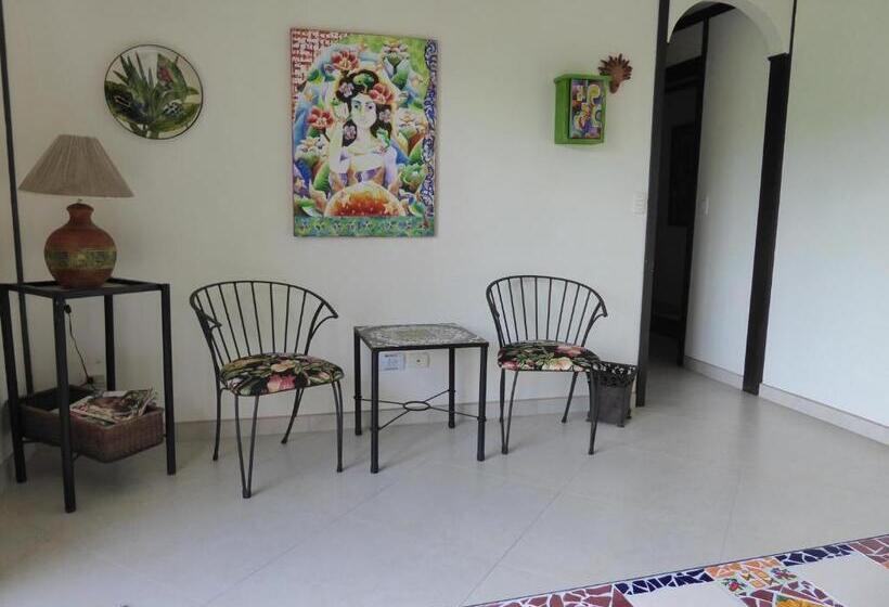 Стандартный Номер Кровать Кинг, Lucky Bug Bed And Breakfast