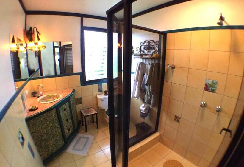 Стандартный Номер Кровать Кинг, Lucky Bug Bed And Breakfast