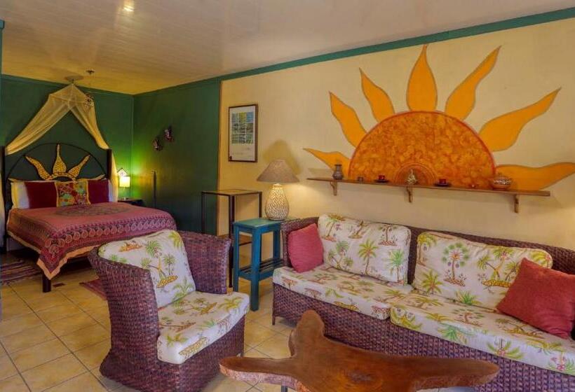 Люкс Повышенной Комфортности, Lucky Bug Bed And Breakfast