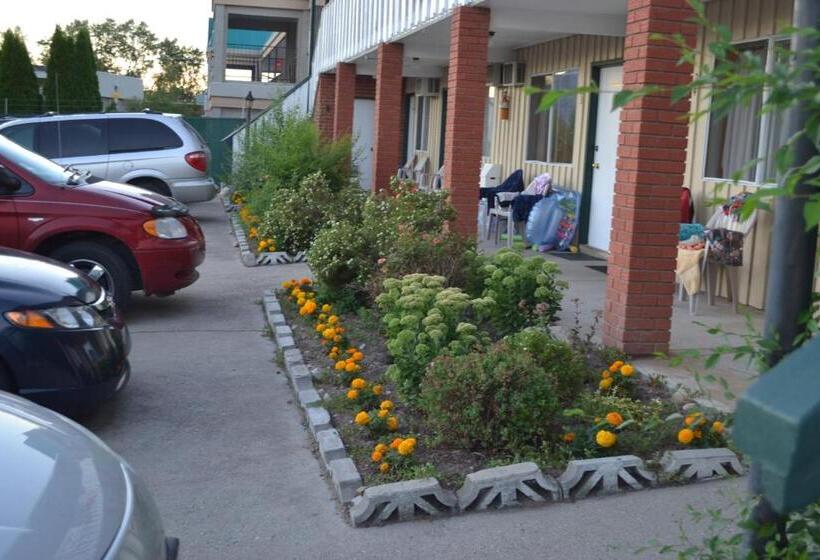 家庭套房, 5000 Motel