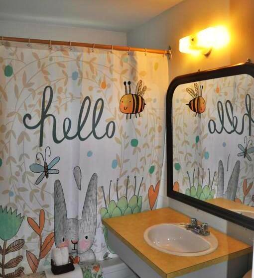 家庭套房, 5000 Motel