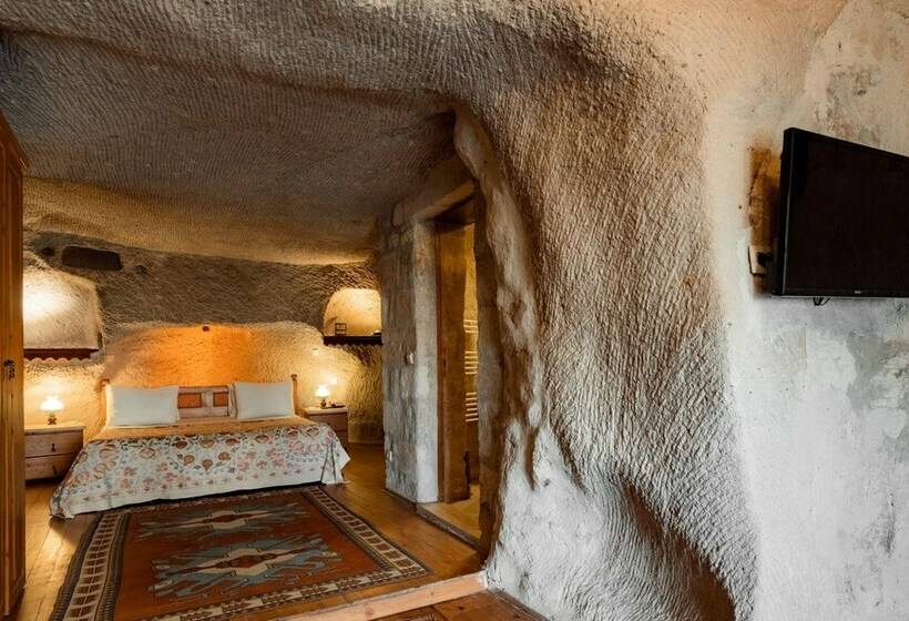 Полулюкс, Amber Cave Suites