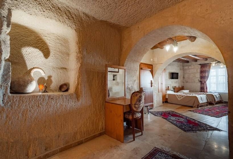סוויטה משפחתית, Amber Cave Suites