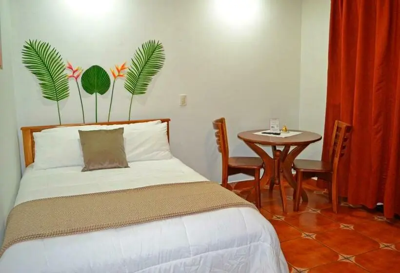 اتاق یک تخته با چشم‌انداز باغ, Casa Tropical