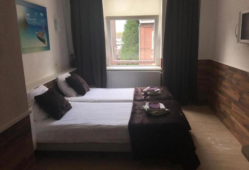 חדר סטנדרט, De Zevende Hemel