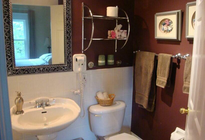 חדר דלוקס, Downhome Bed & Breakfast