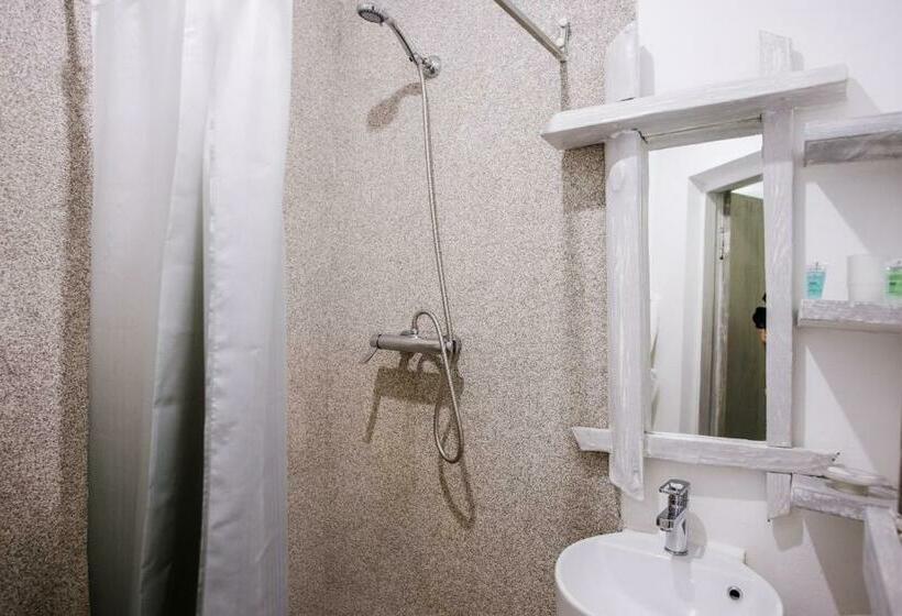 标准间, Higina Spa