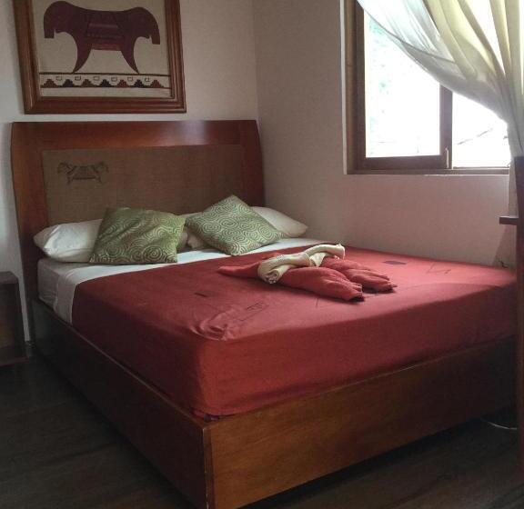 غرفة قياسية, Luz De Luna