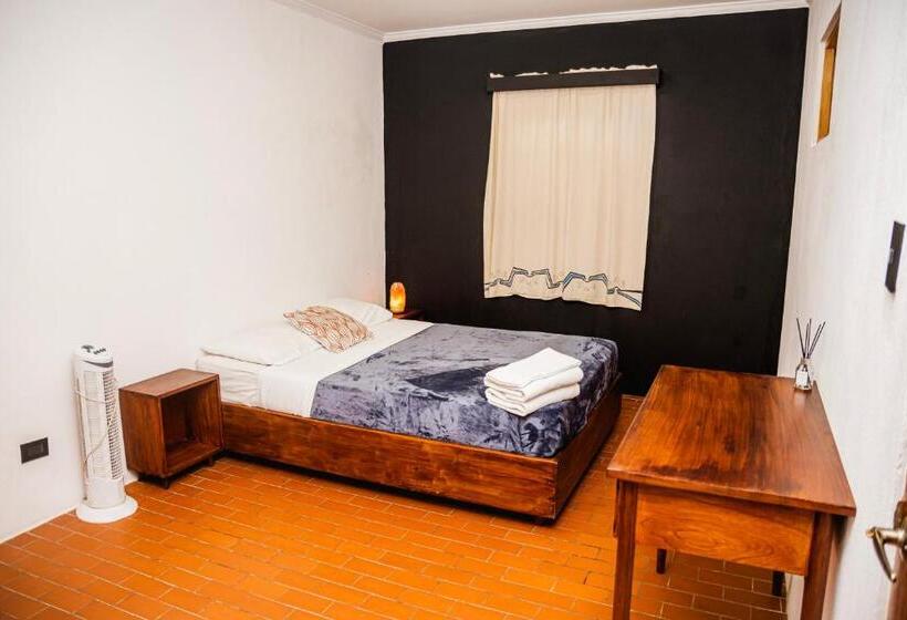 غرفة قياسية, Luz De Luna