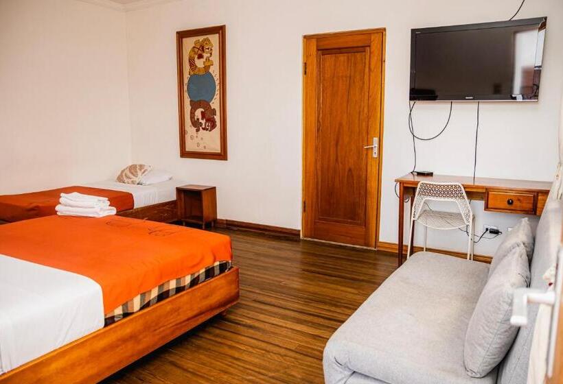 جناح سوبيريور, Luz De Luna