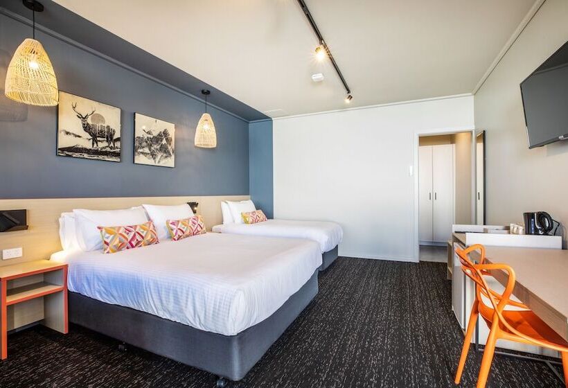 Студия Стандарт Кровать Куин, Nightcap At Monash