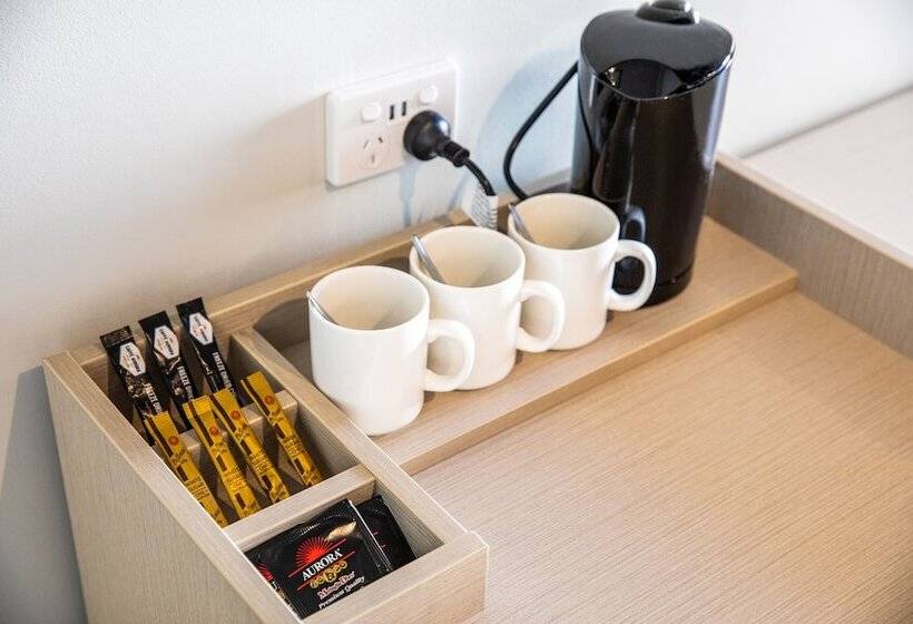 Студия Стандарт Кровать Куин, Nightcap At Monash