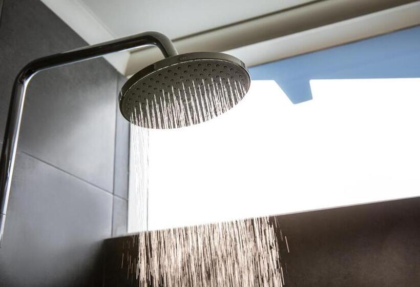 Студия Стандарт Кровать Куин, Nightcap At Monash