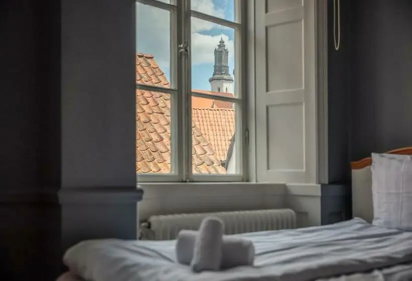 Huoneisto 2 Makuuhuonetta, Stora Torget Visby Lägenhetshotell