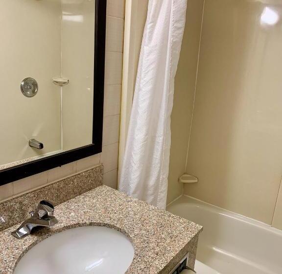 Люкс с гидромассажем, Super 5 Inn