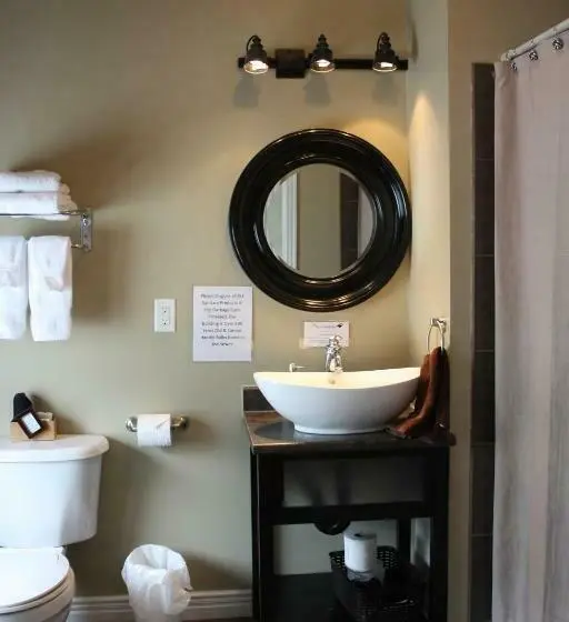 اتاق استاندارد با تخت بزرگ, The Duckworth Inn