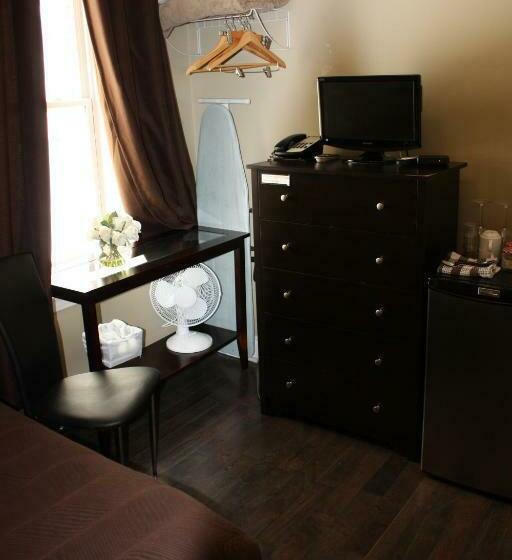 エコノミールーム, The Duckworth Inn