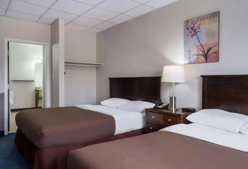 Standard-invahuone, Travelodge By Wyndham Wetaskiwin