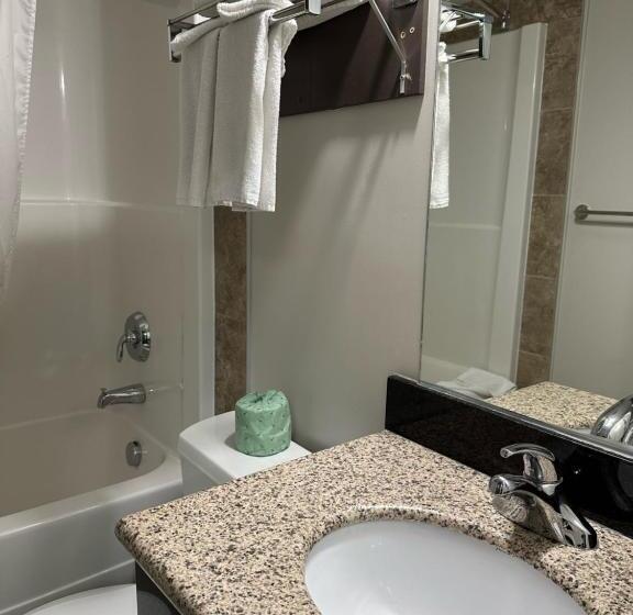 Студия Стандарт, Travelodge By Wyndham Wetaskiwin