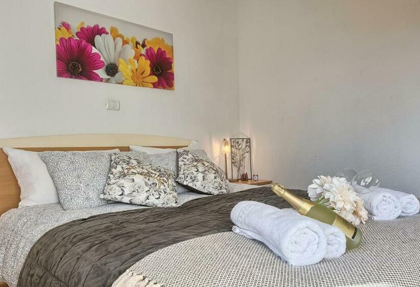 Студио Стандарт Вид на Сад, Villa Mihaela