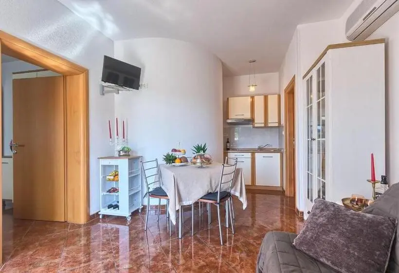 １ベッドルームアパートメント, Villa Mihaela