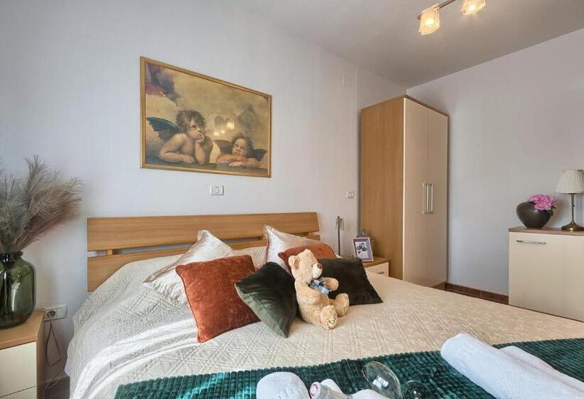 Апартаменты 1 Спальня, Villa Mihaela