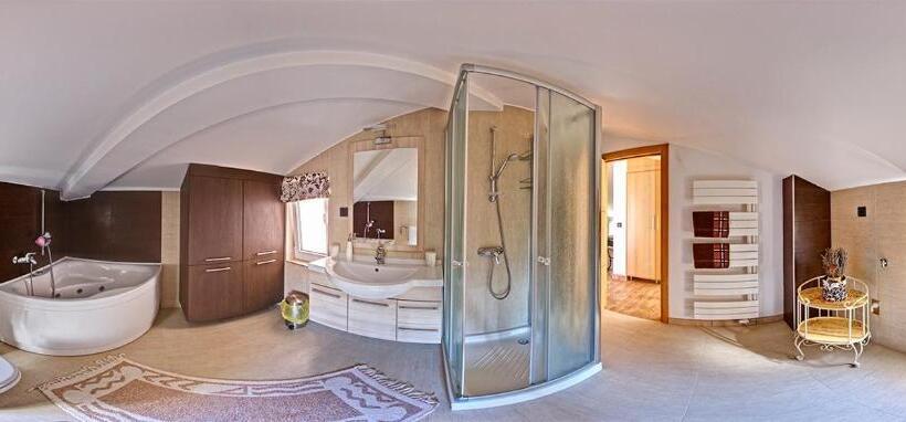 Апартаменты 1 Спальня Вид на Море, Villa Mihaela