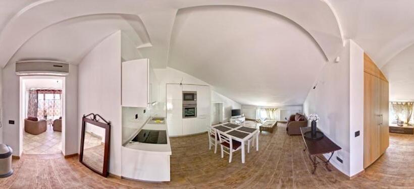 Апартаменты 1 Спальня Вид на Море, Villa Mihaela