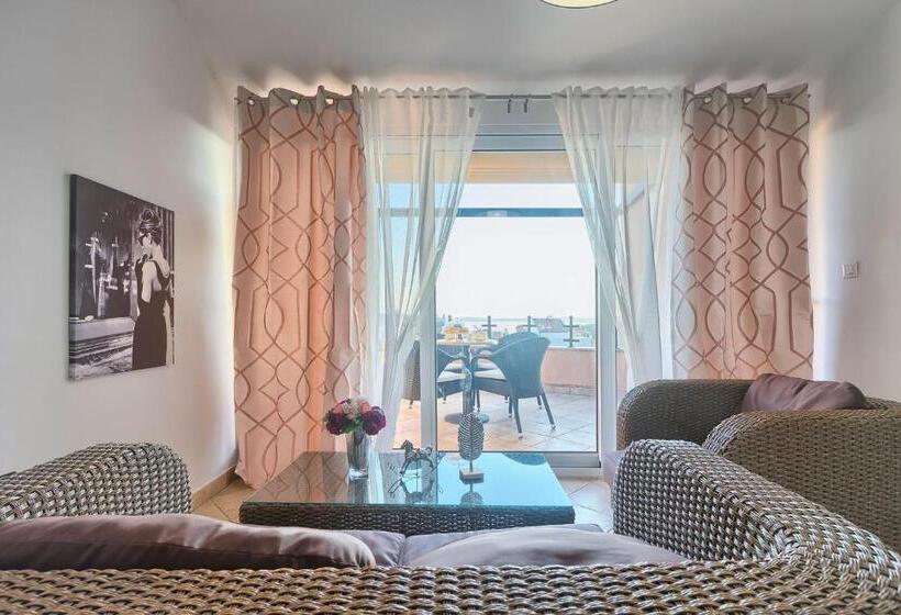 Апартаменты 1 Спальня Вид на Море, Villa Mihaela