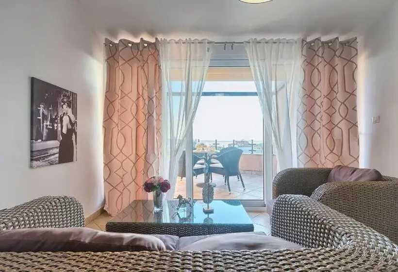 海の見える１ベッドルームアパートメント, Villa Mihaela