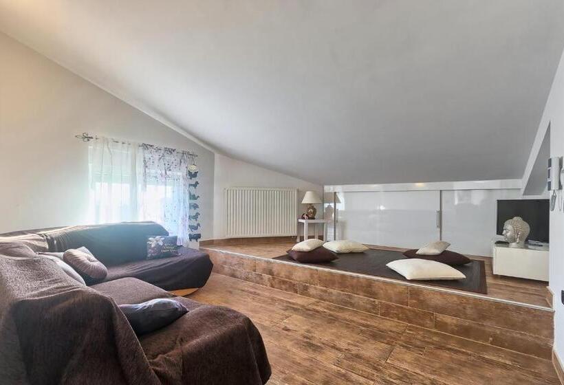 Апартаменты 1 Спальня Вид на Море, Villa Mihaela