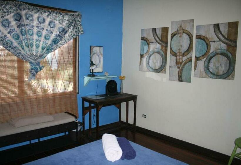 스탠다드 룸, In The Wind Hostel And Guesthouse