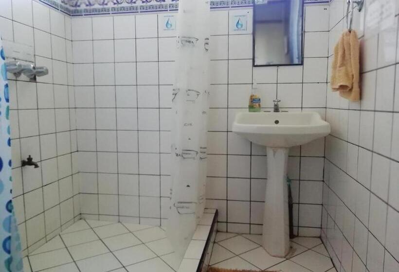 غرفة قياسية, In The Wind Hostel And Guesthouse