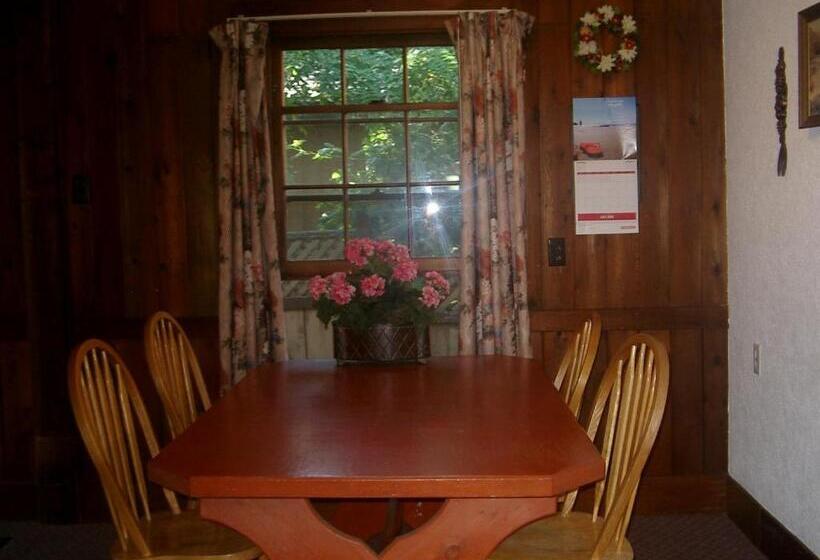 סוויטה משפחתית, Swiss Chalets Motel