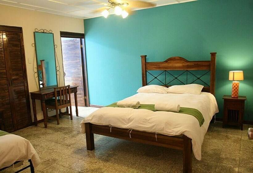 اتاق استاندارد سه نفره, Turrialba Bed & Breakfast