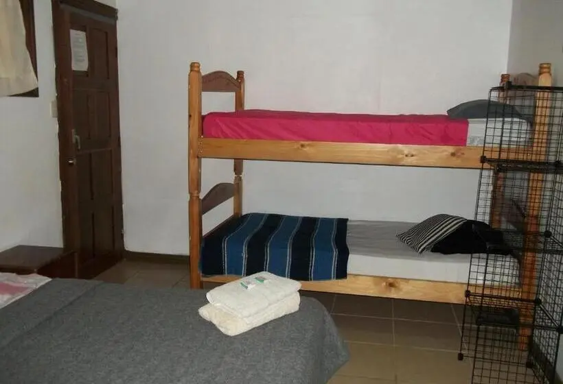 Economy Quadruple Room, Aparthotel Villa Pacande & Suites