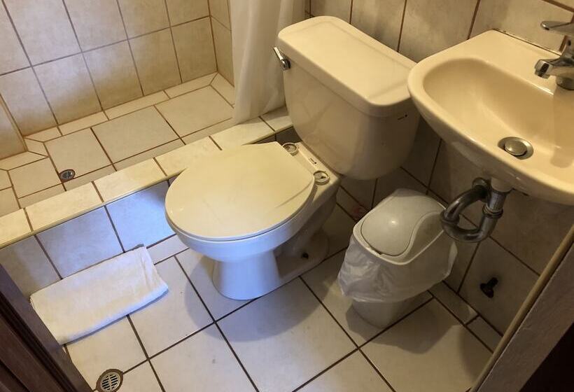 غرفة قياسية, El Jacal Backpacker