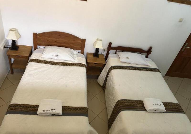 غرفة قياسية, El Jacal Backpacker