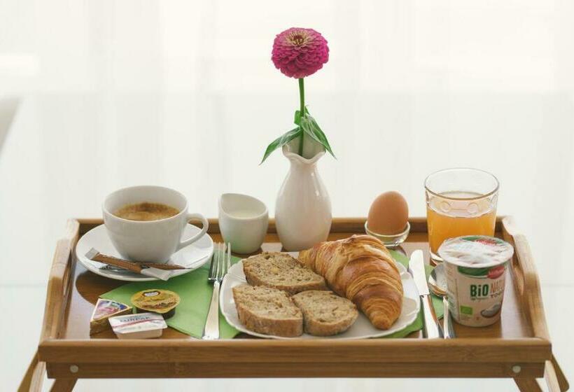 اتاق استاندارد, Camelia's Cozy Place