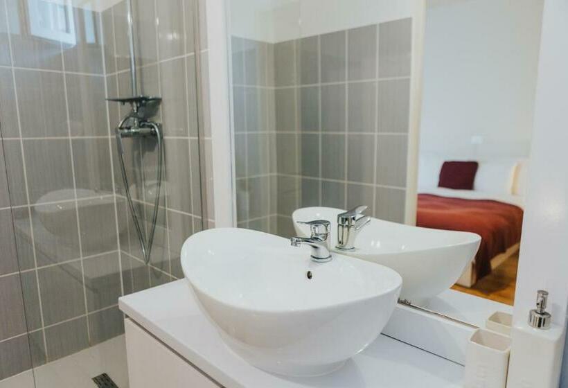 اتاق استاندارد, Camelia's Cozy Place