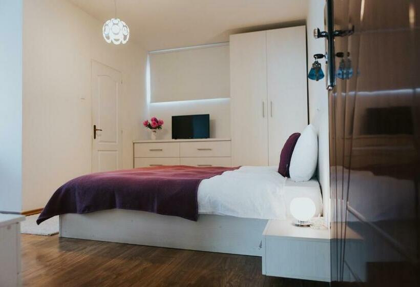 اتاق استاندارد, Camelia's Cozy Place