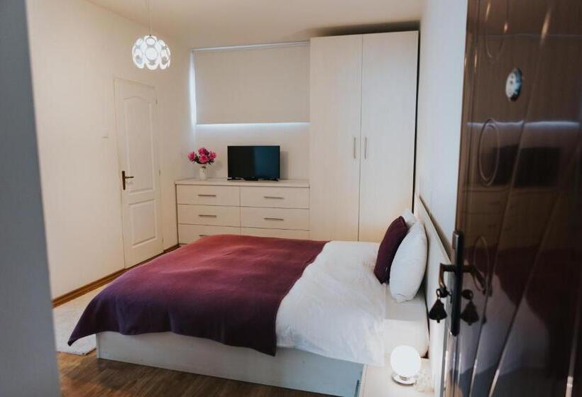 اتاق استاندارد, Camelia's Cozy Place