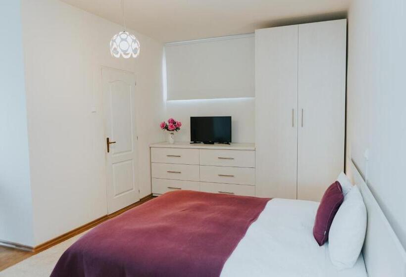 اتاق استاندارد, Camelia's Cozy Place