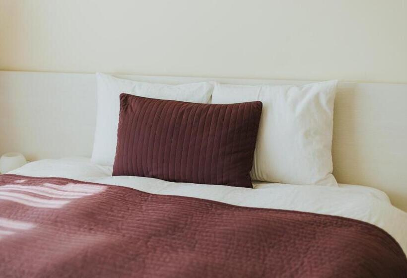 اتاق سوپریور با تخت بزرگ, Camelia's Cozy Place