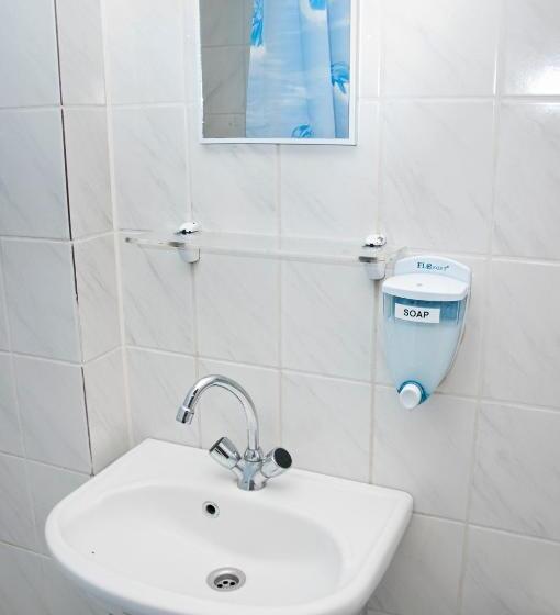 اتاق استاندارد سه نفره, Budget Hotel Ben