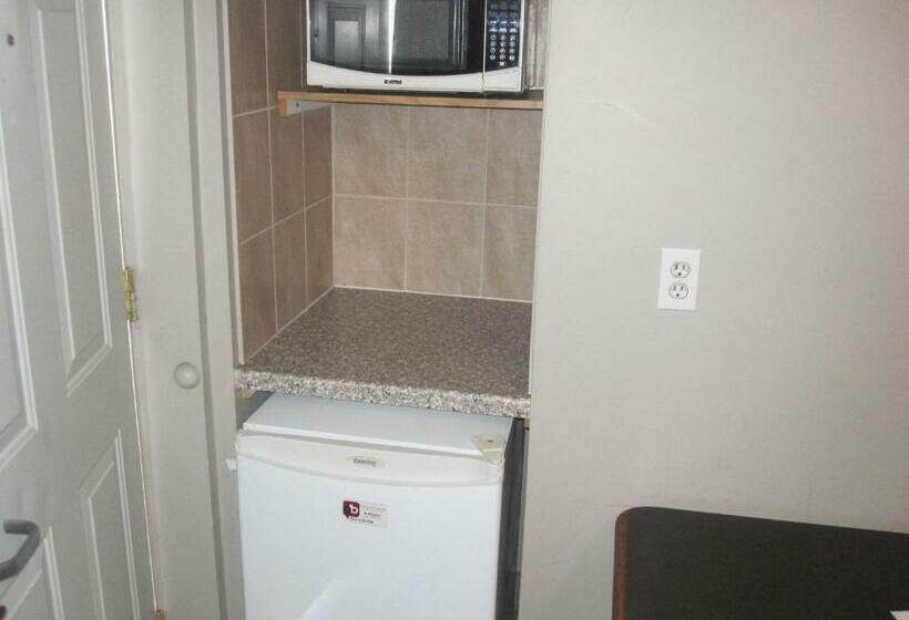 غرفة قياسية, Crestwood Motel